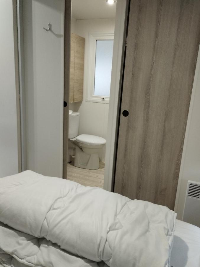 Mobil-Home Tout Confort A 300M De L'Ocean Saint-Brévin-les-Pins Exterior foto